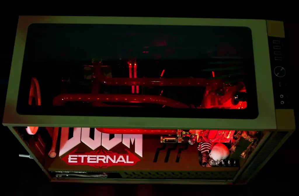 ASUS ROG Astral RTX 5080 DOOM Edition : une carte graphique collector entre hommage et démesure 6 Doom Eternal Mod Pause hardware 10 scaled webp