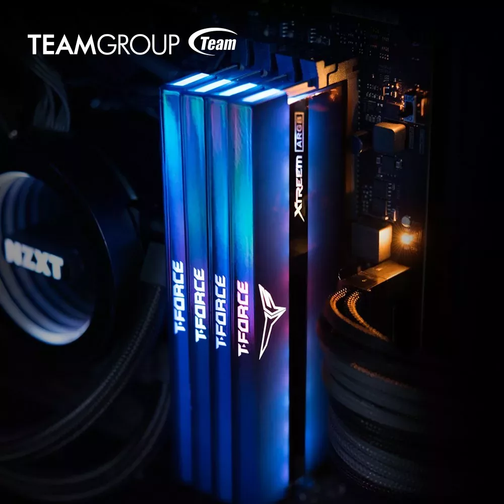 T-FORCE XTREEM, des barrettes mémoires ARGB "miroir" 2 T-FORCE XTREEM