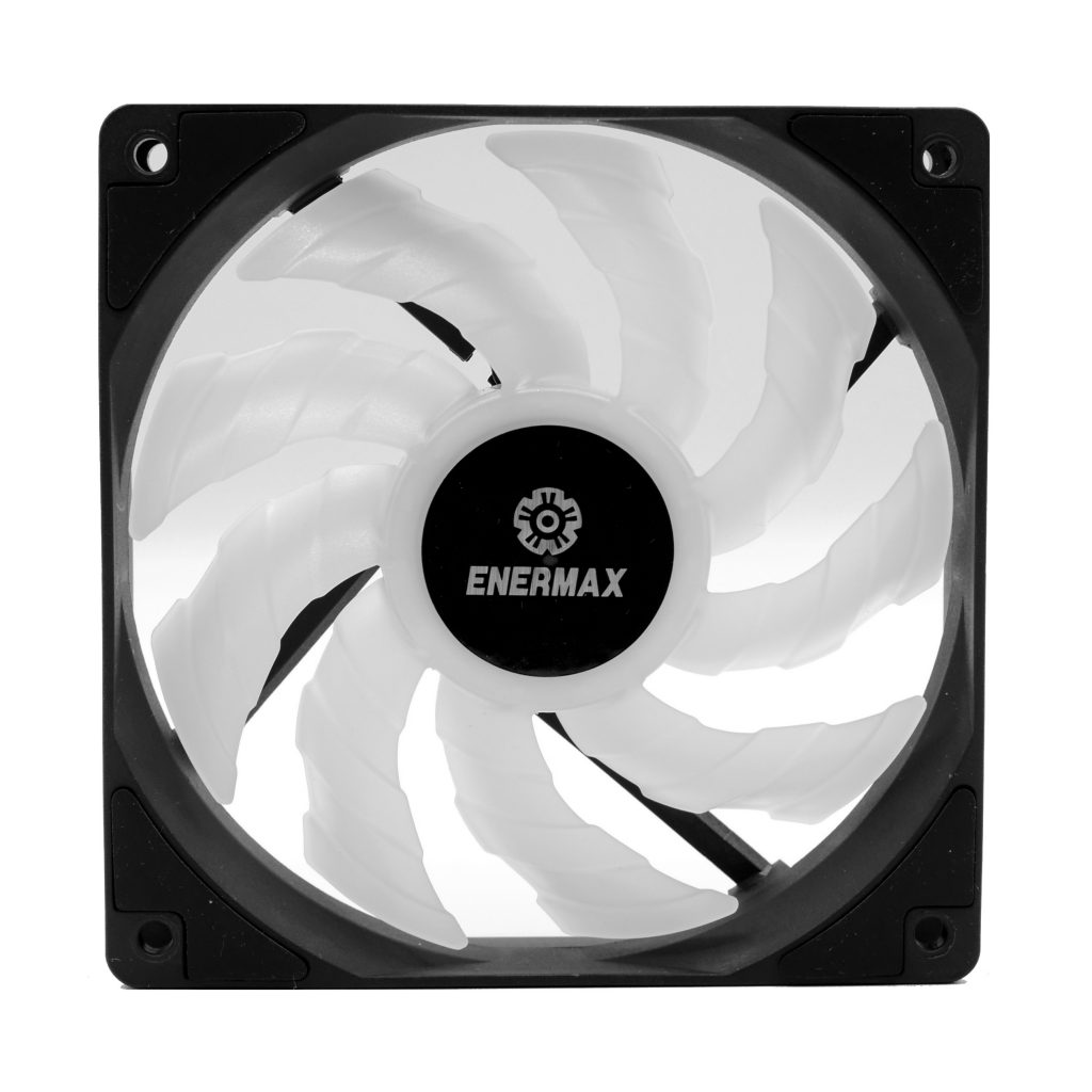 Test : Enermax LIQMAX III ARGB 120 2 Liqmax III RGB 4