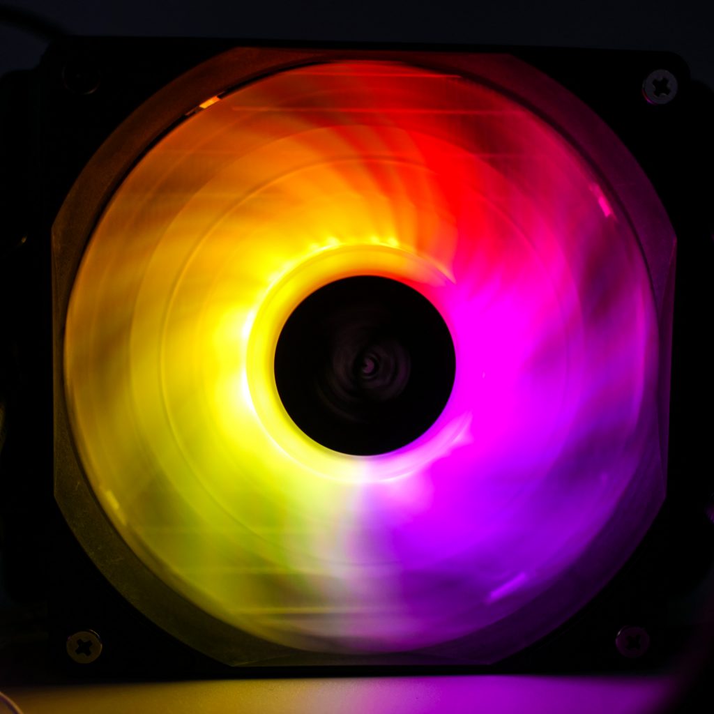 Test : Enermax LIQMAX III ARGB 120 3 Liqmax III RGB 7
