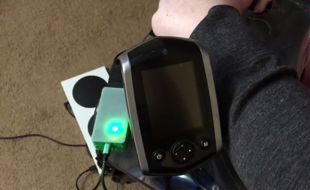 Un nouveau type d'adaptateur Xbox 3 Freedom Wing Adapter