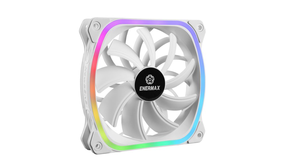 L'Aquafusion 240 White est désormais disponible en Europe 6 aquafusion 120 white gallery 05