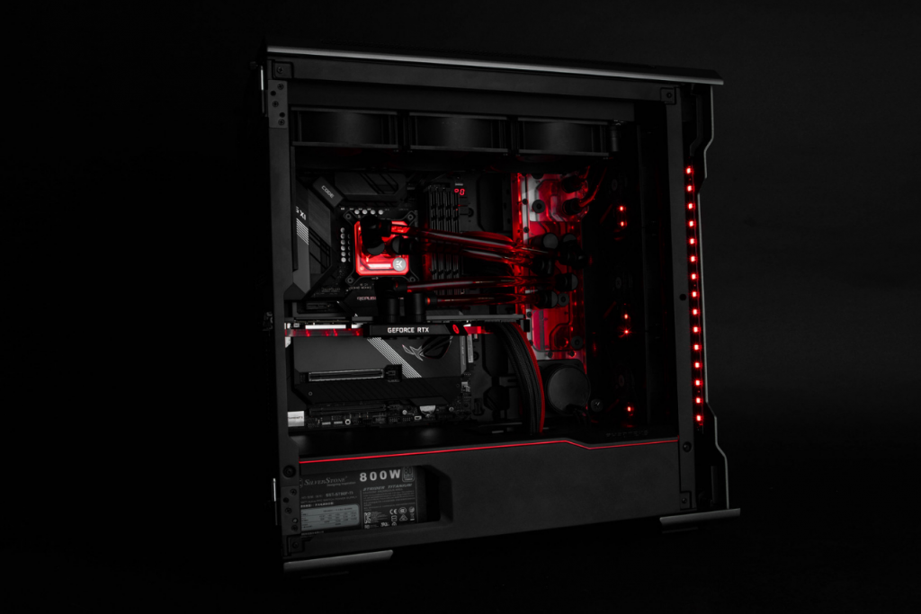 Une distroplate EK pour deux boîtiers Phanteks 10 Screenshot 2020 03 24 ek quantum reflection evolv x d5 pwm d rgb plexi art 5 jpg Image JPEG 1600 × 1067 pixels Redimen...