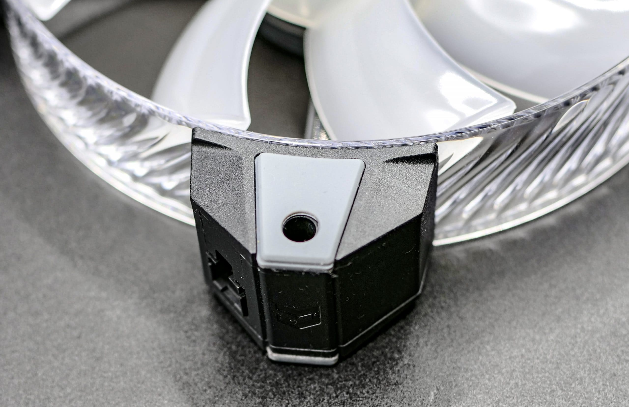 InWin Saturn ASN 120 : Rapport Q/P imbattable ? 6 1172287 scaled