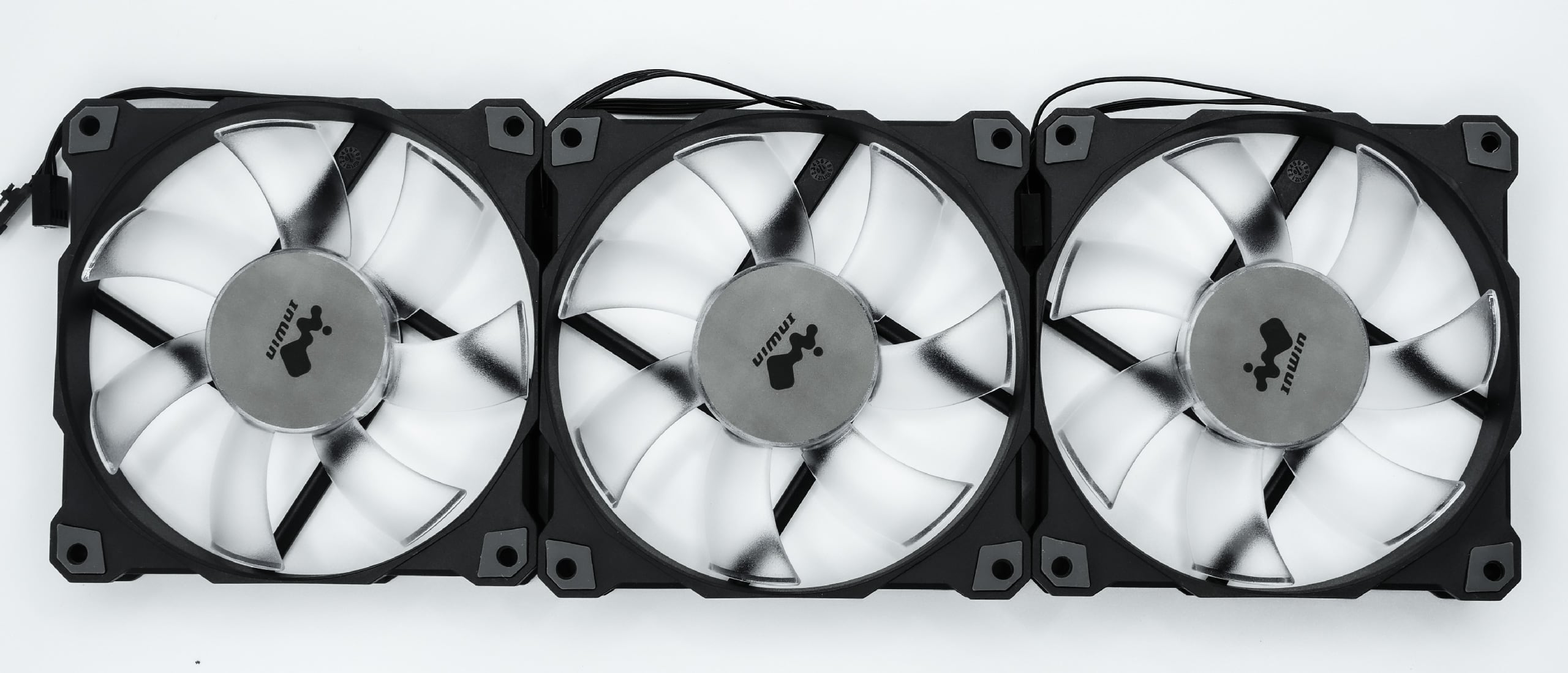 Test AIO InWin SR36 : Un concurrent sérieux? 9 11728656