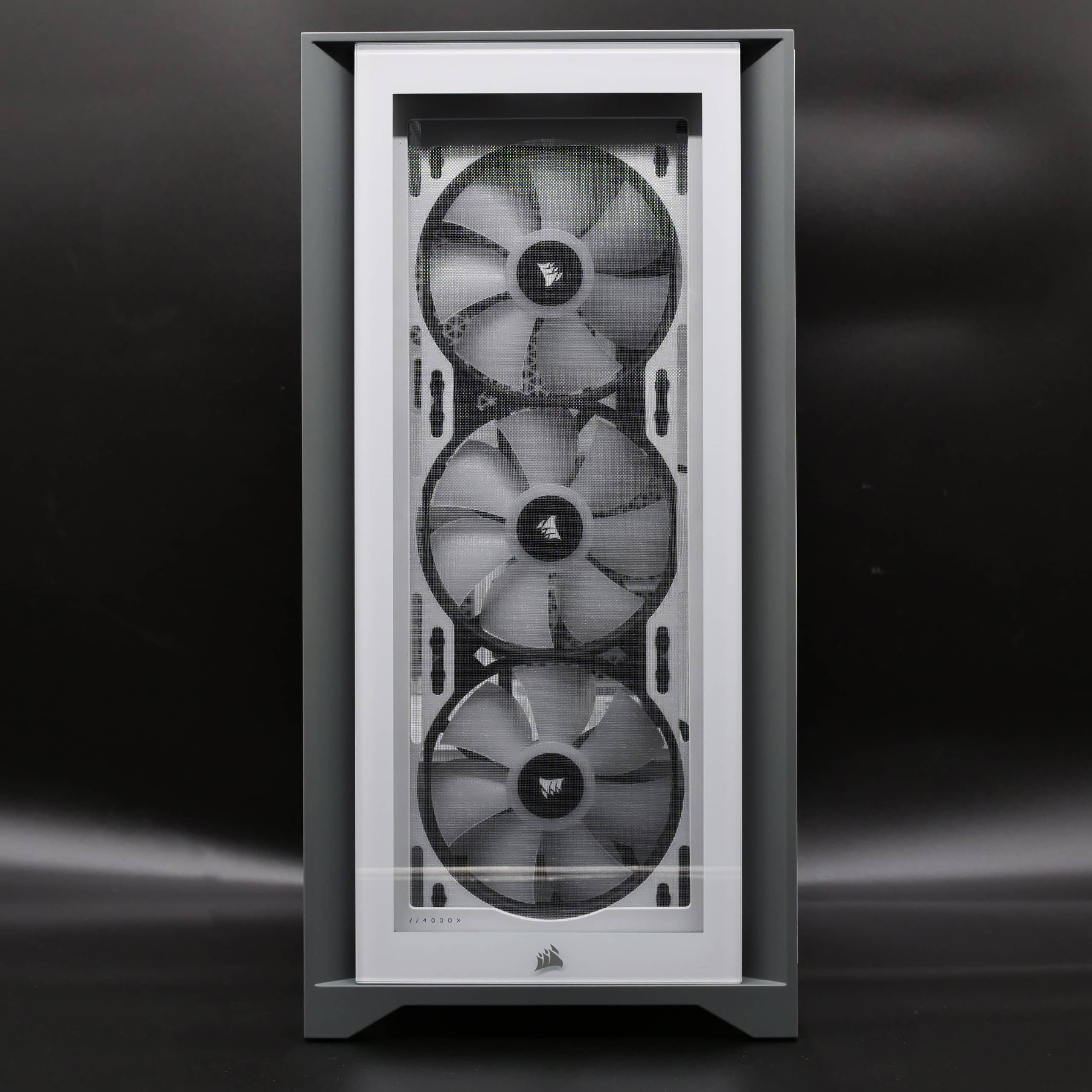 Test du Corsair ICUE 4000X RGB : Beau et efficace ? 2 4000x 1