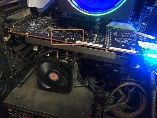Prototype présumé de AMD Radeon "Big Navi" 1 AMD Big Navi Proto jpg webp