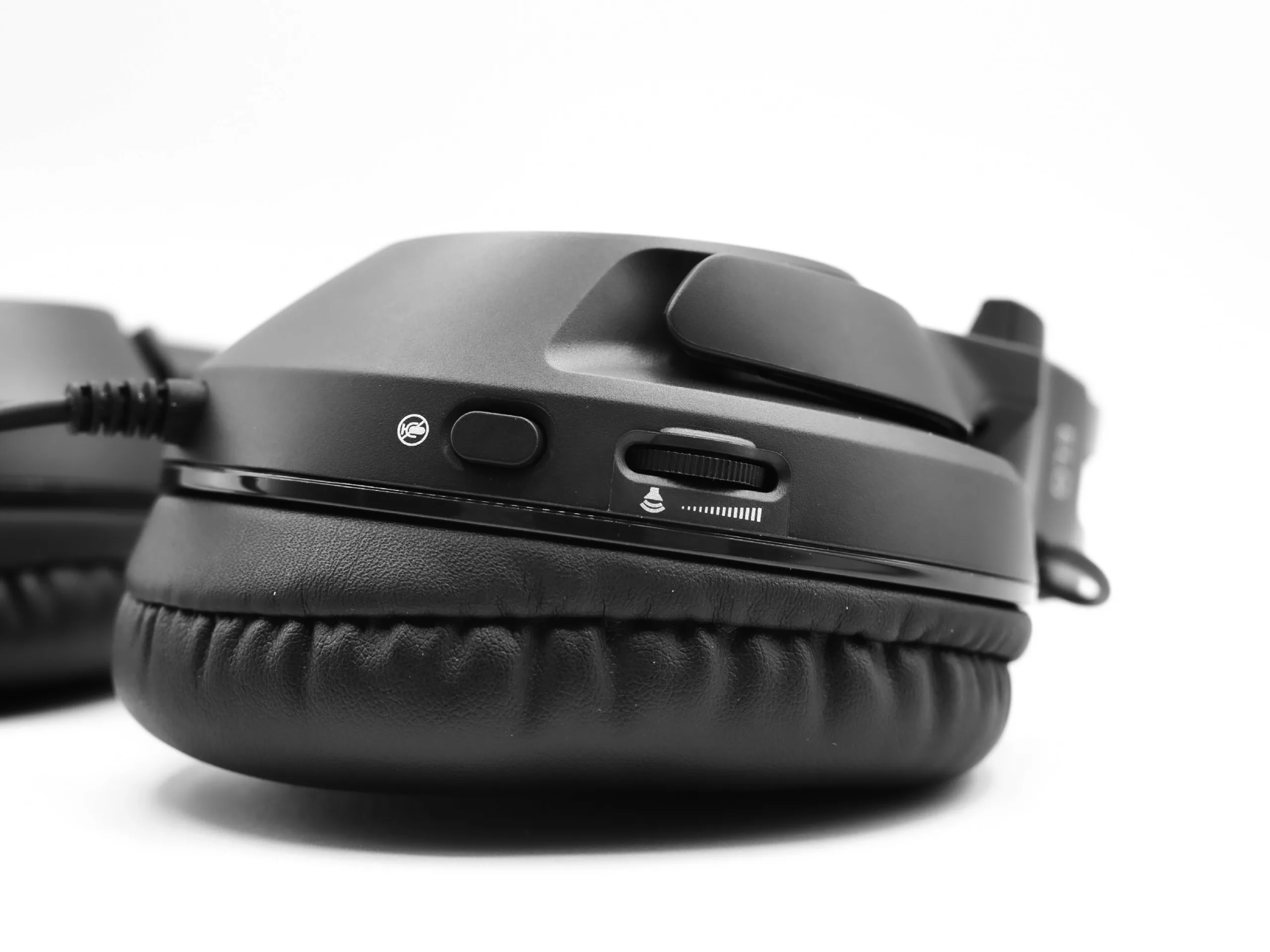 Elo X Stereo 9 scaled