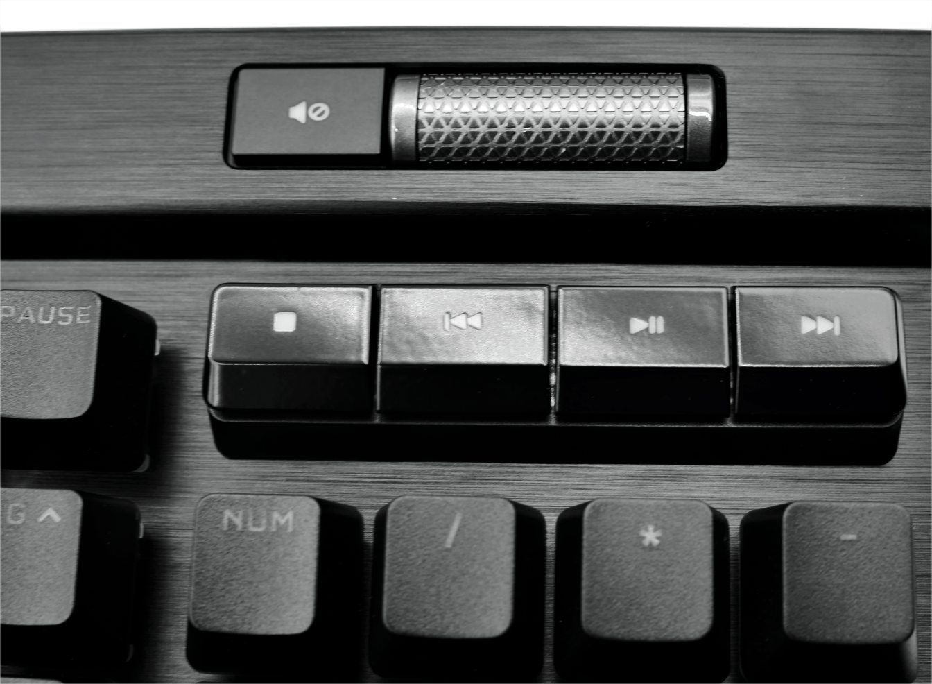 Test du Corsair K100 RGB : Le clavier parfait ?! 16 image 2