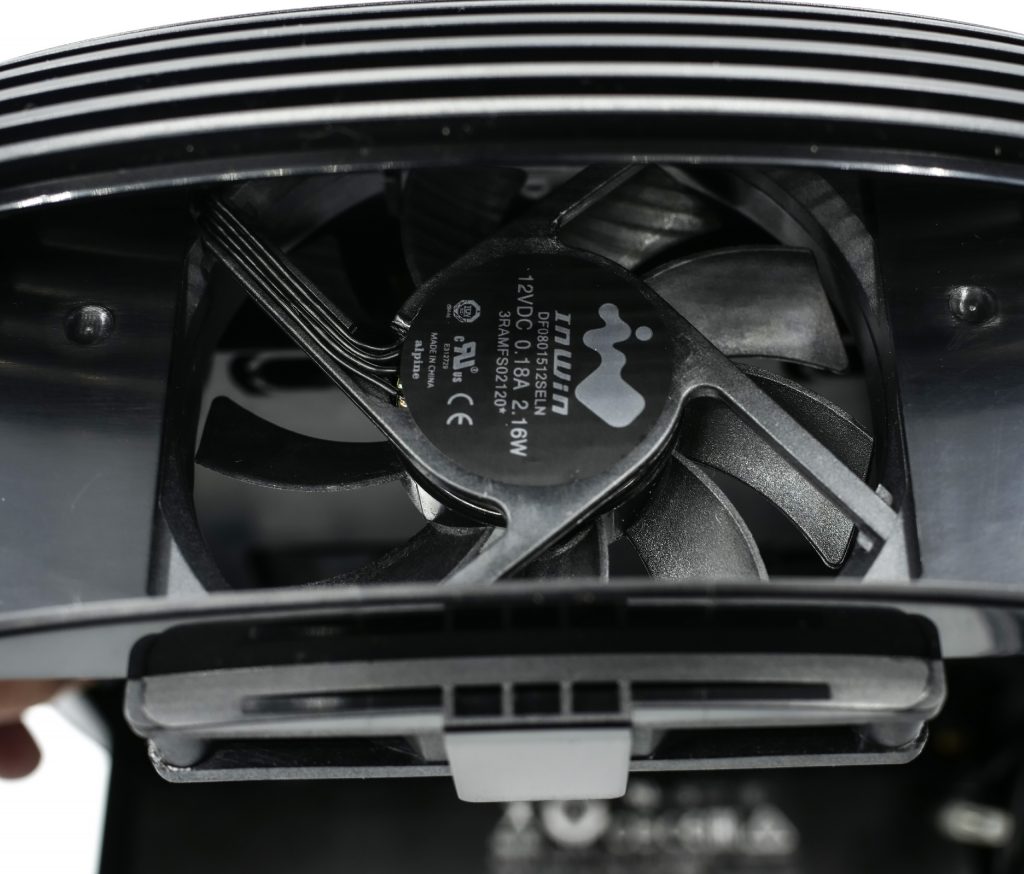Test de l'ovni InWin B1 6 inwin b1 20