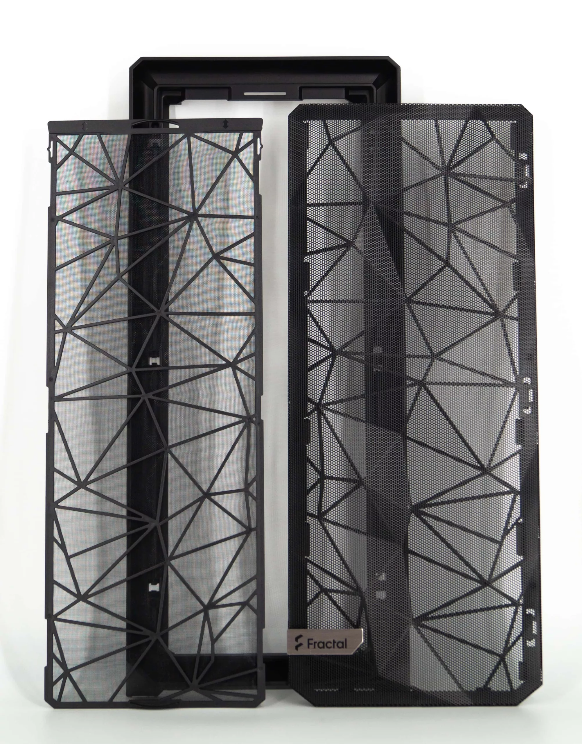 Test du Fractal Meshify 2 XL : un diamant noir dans un écrin d'acier 7 DSC07275 1 scaled