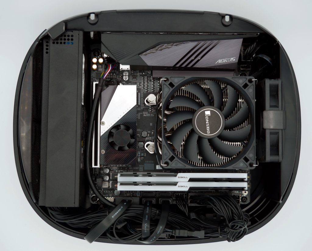 Test de l'ovni InWin B1 15 InWin-B1-config-off
