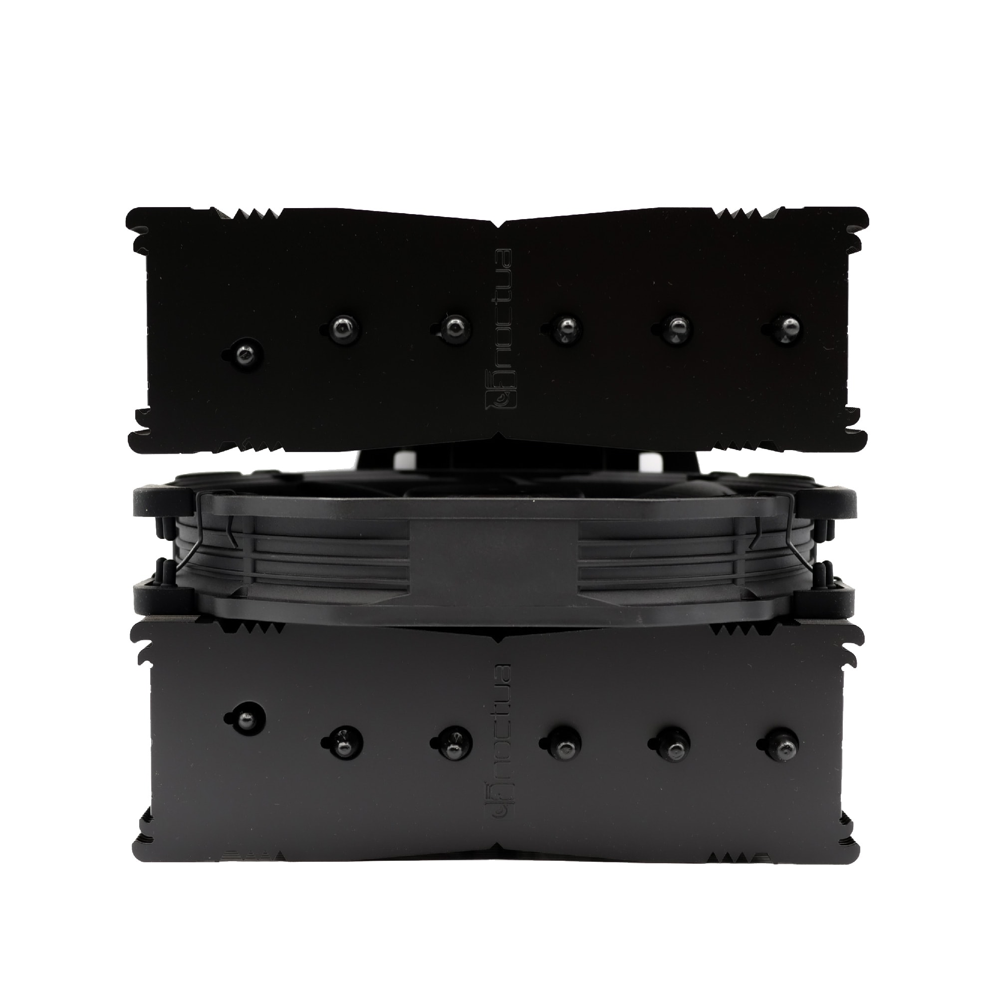 Test du Noctua NH-D15S chromax.black 4 NH D15S 15 1
