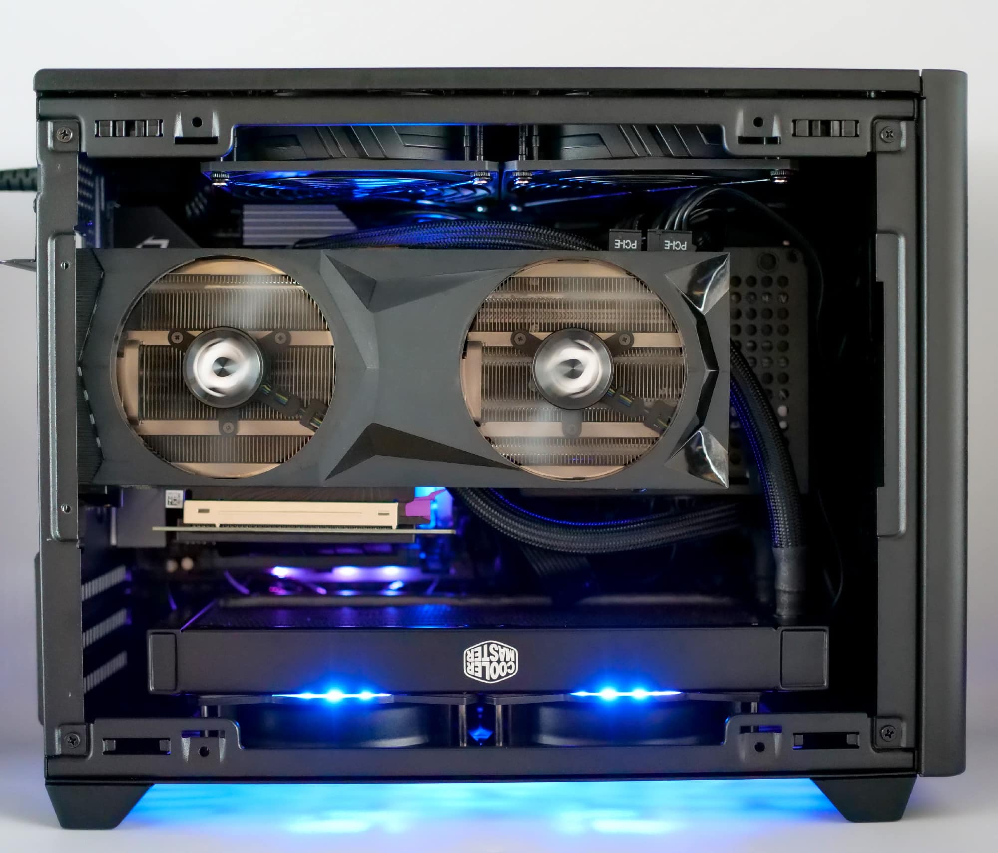 Cooler Master Masterbox NR200P en test 9 NR200P 28 2