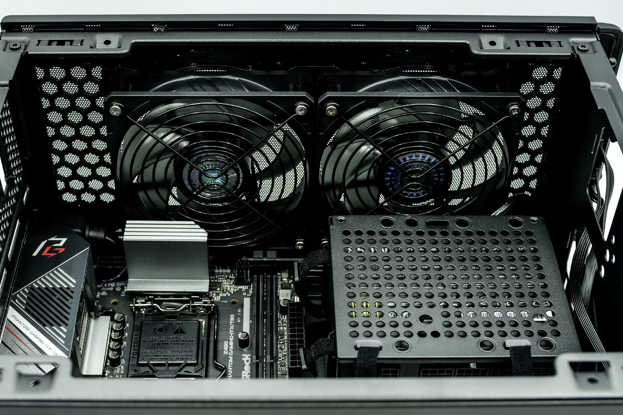 Cooler Master Masterbox NR200P en test 11 NR200P 29