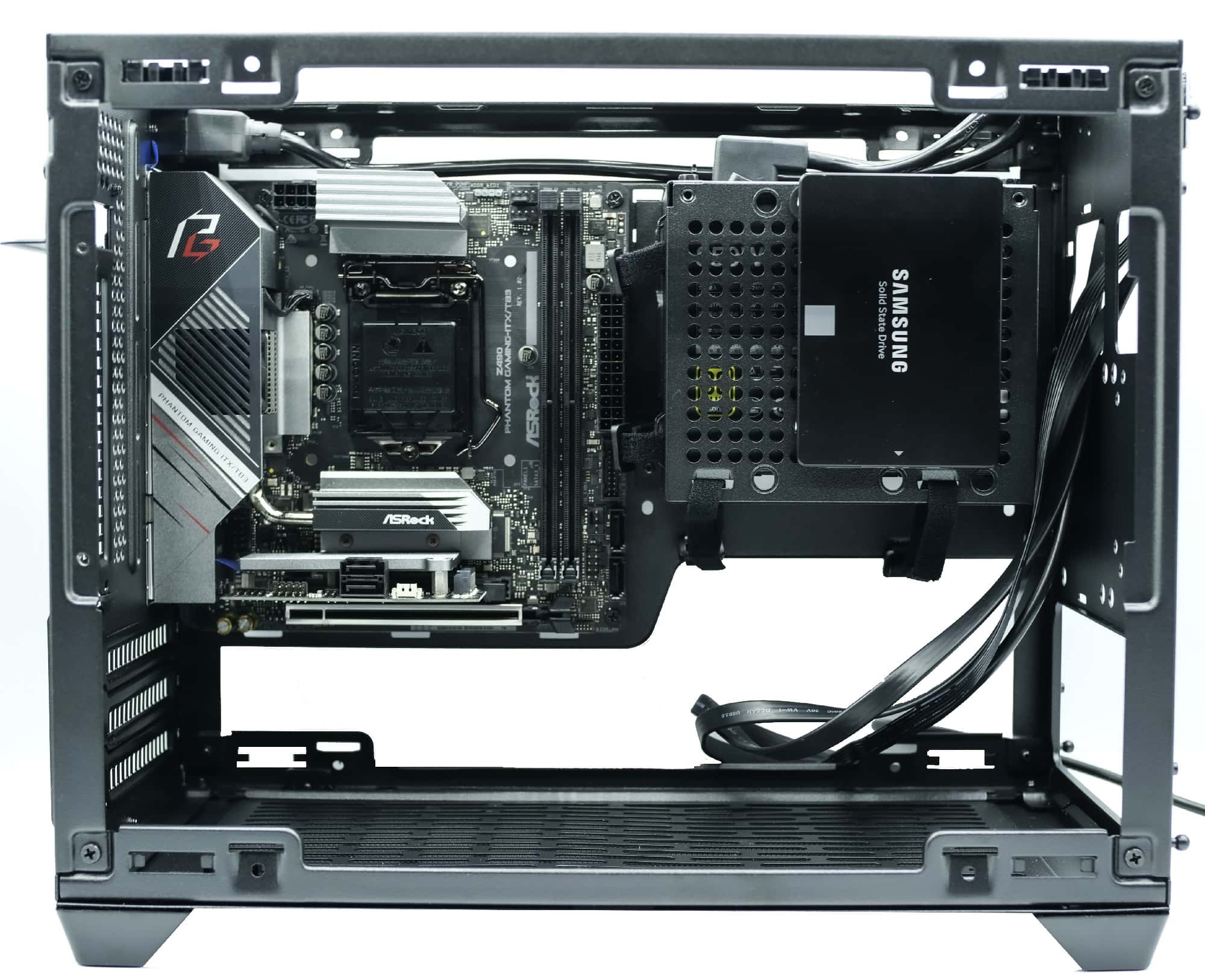 Cooler Master Masterbox NR200P en test 8 NR200P 40
