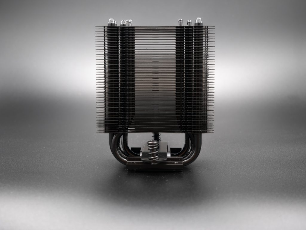 Noctua-NH-U9S-Black-09