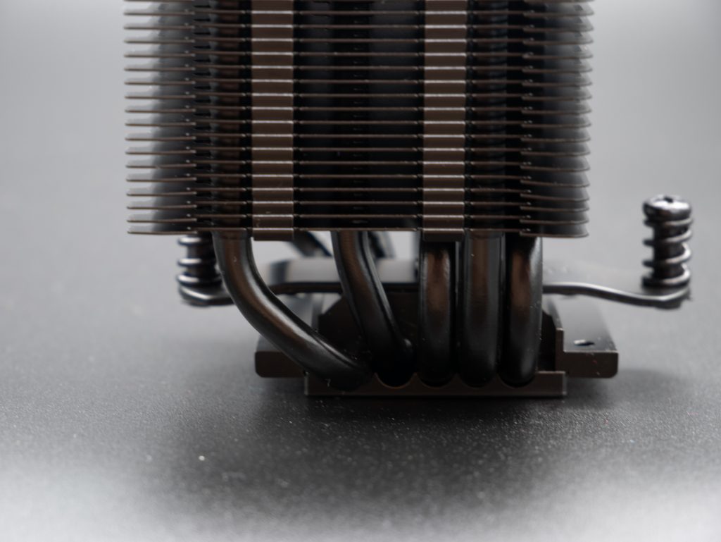 Noctua-NH-U9S-Black-14