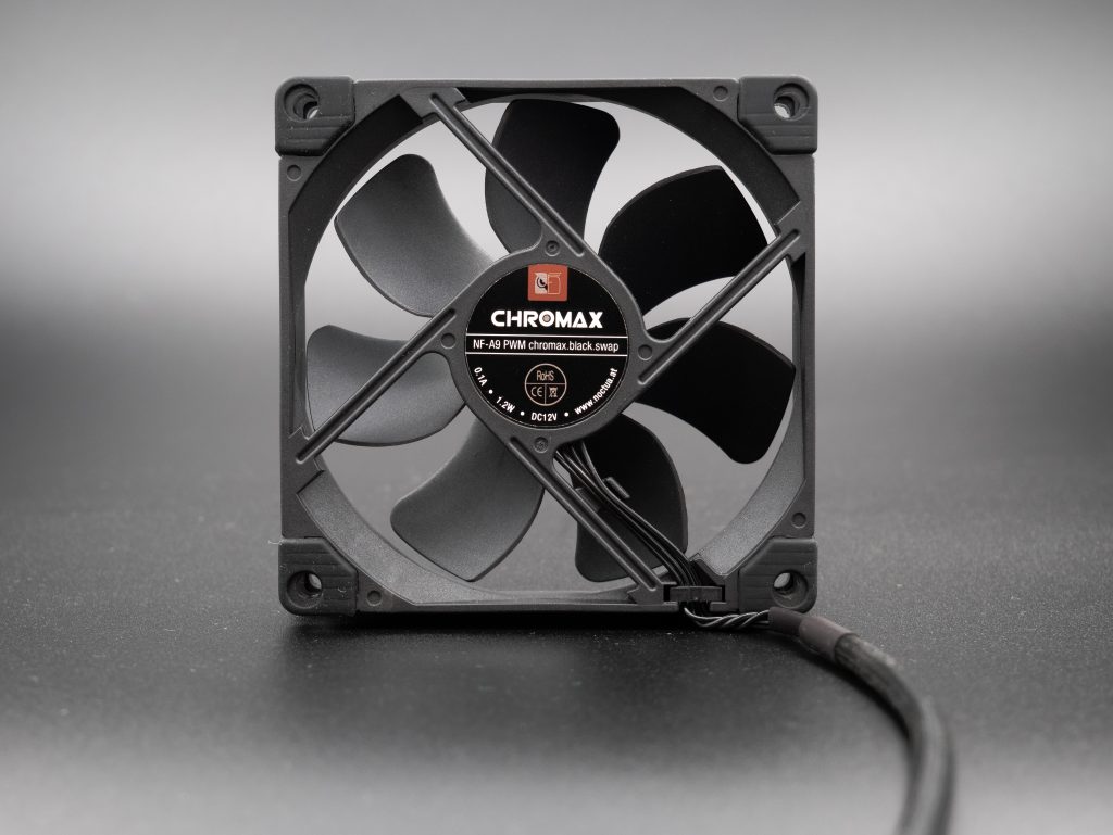 Noctua-NH-U9S-Black-16