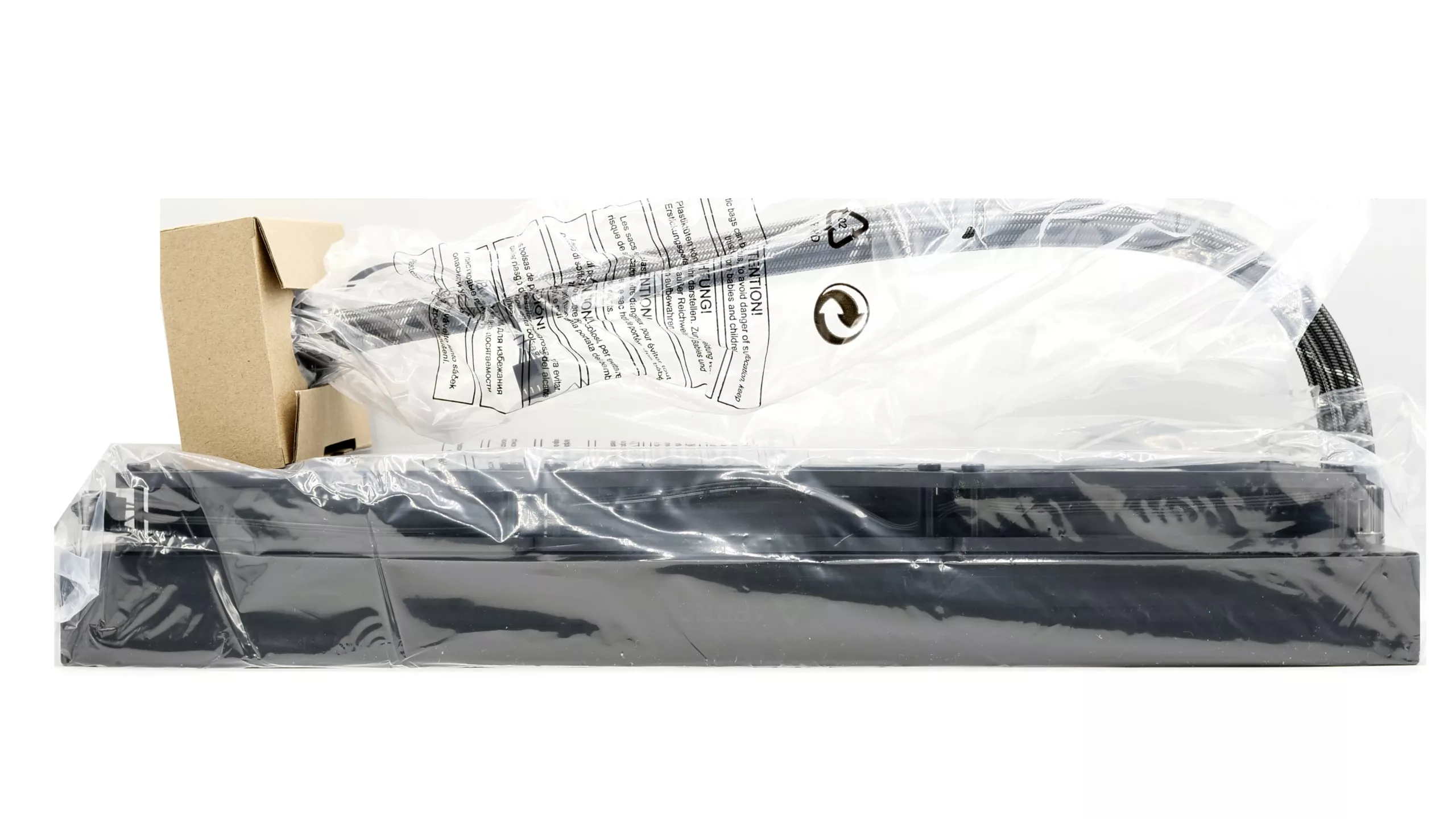 Arctic Liquid Freezer II 420 en test : 4 P1174095 1 scaled