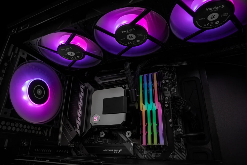 EK-AIO Elite 360 D-RGB EK-AIO Elite 360 D-RGB dans une config