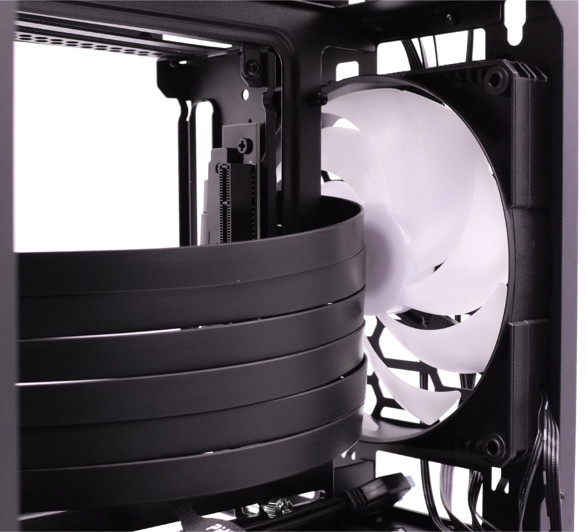 Phanteks Evolv Shift 2 en test : Le plus élégant ? 9 phanteks evolv shift 2 21 1