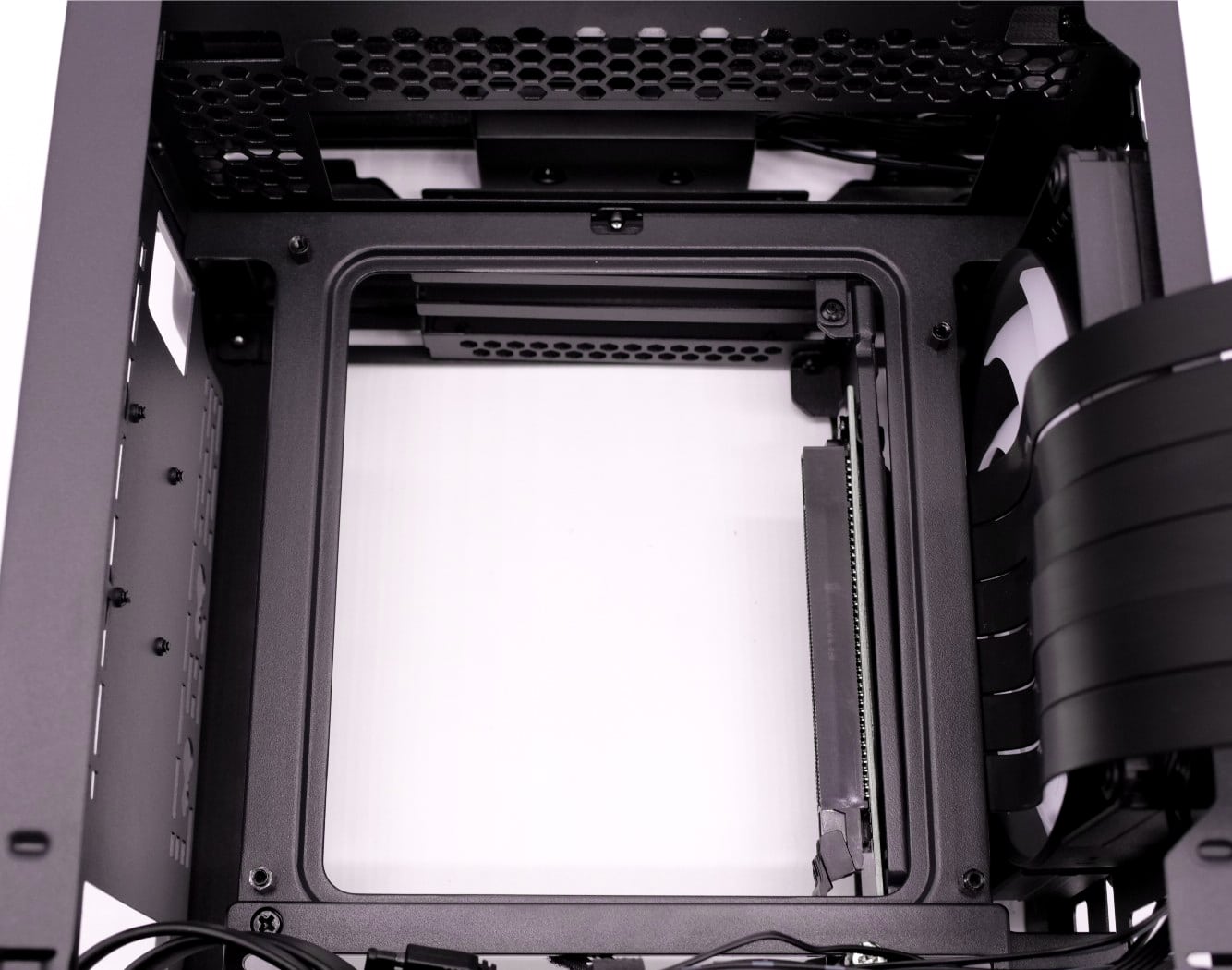 Phanteks Evolv Shift 2 en test : Le plus élégant ? 12 phanteks evolv shift 2 25