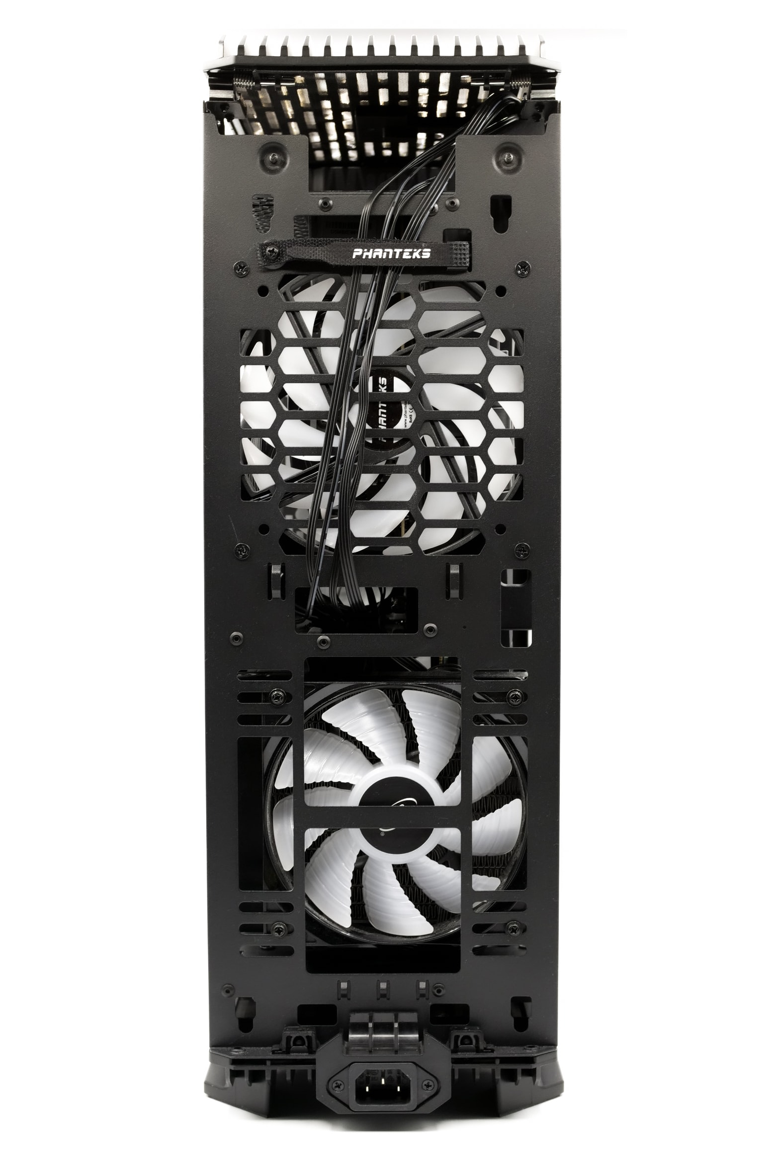 Phanteks Evolv Shift 2 en test : Le plus élégant ? 8 phanteks evolv shift 2 29 1