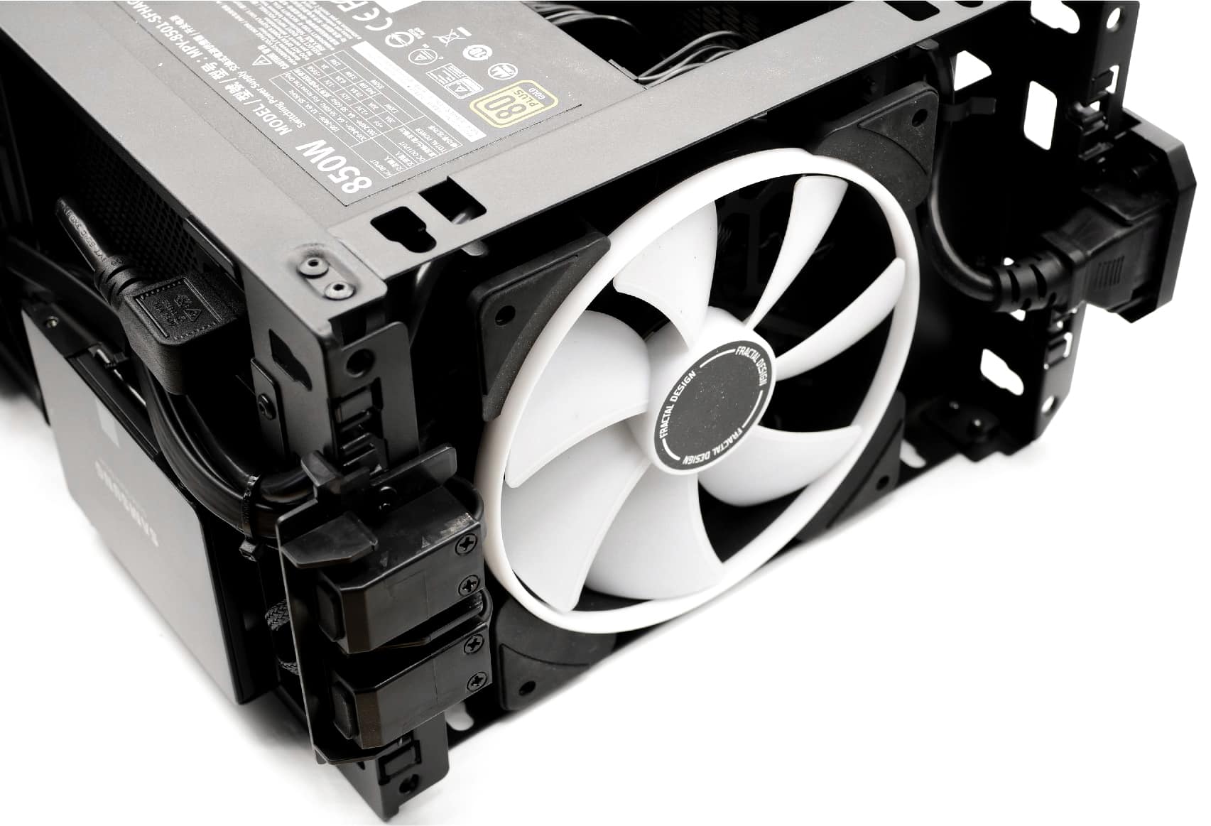 Phanteks Evolv Shift 2 en test : Le plus élégant ? 20 phanteks evolv shift 2 36 1