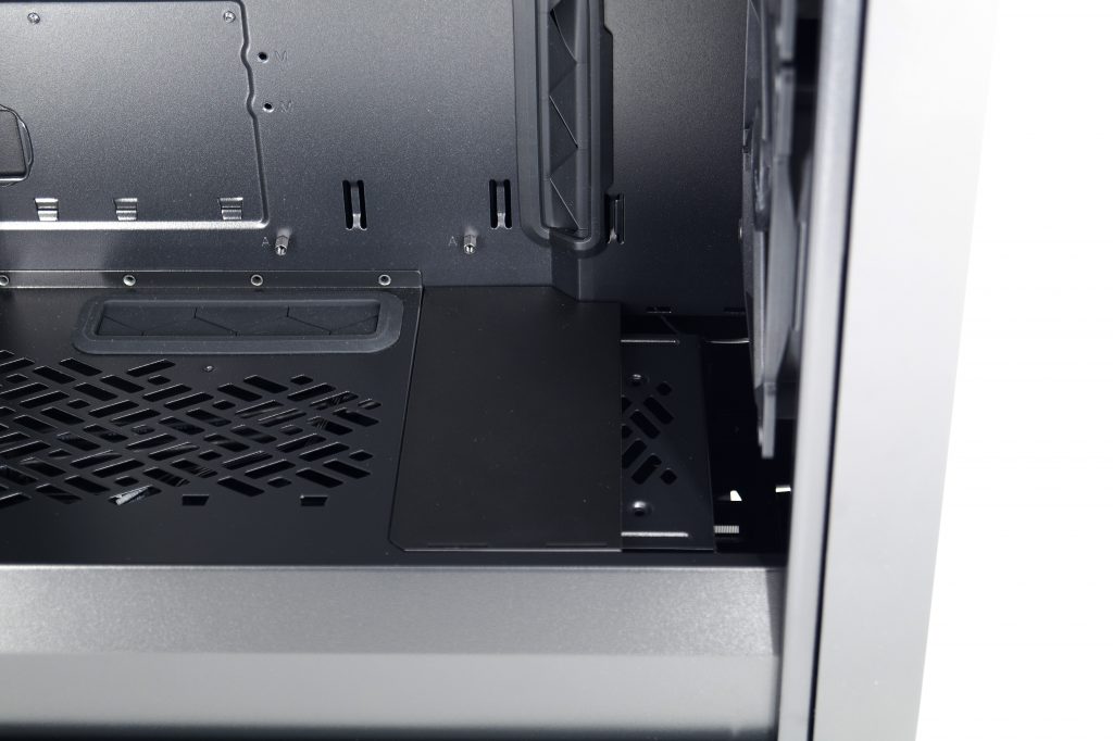 Test du Fractal Meshify 2 Compact 22 DSC08423 1