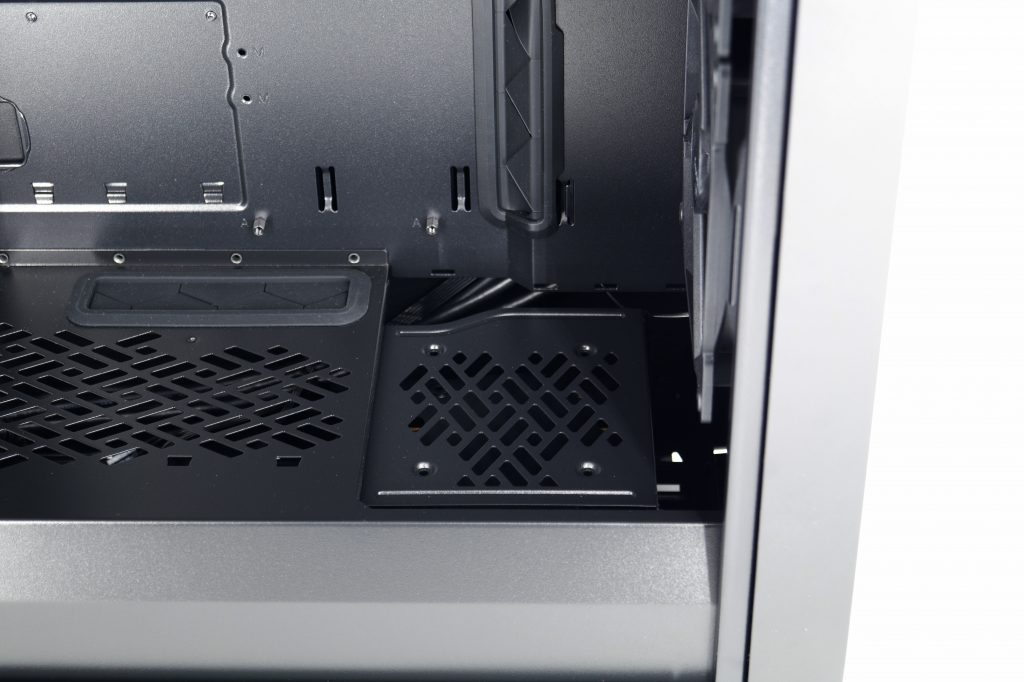 Test du Fractal Meshify 2 Compact 23 DSC08425 1