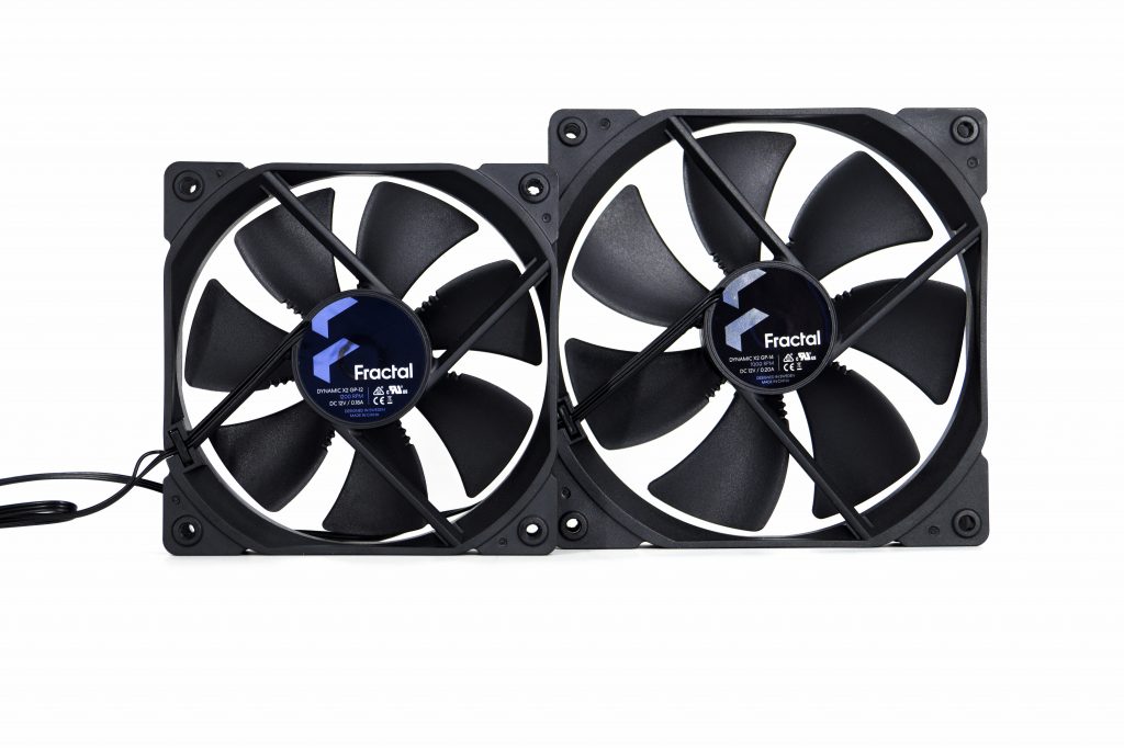 Test du Fractal Meshify 2 Compact 25 DSC08431