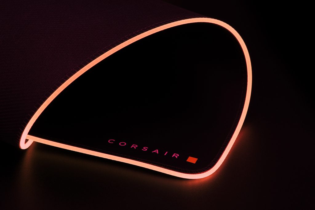 Corsair MM700 RGB : un tapis hors-normes ? 3 IMG 1756 HDR JPEG 2 scaled