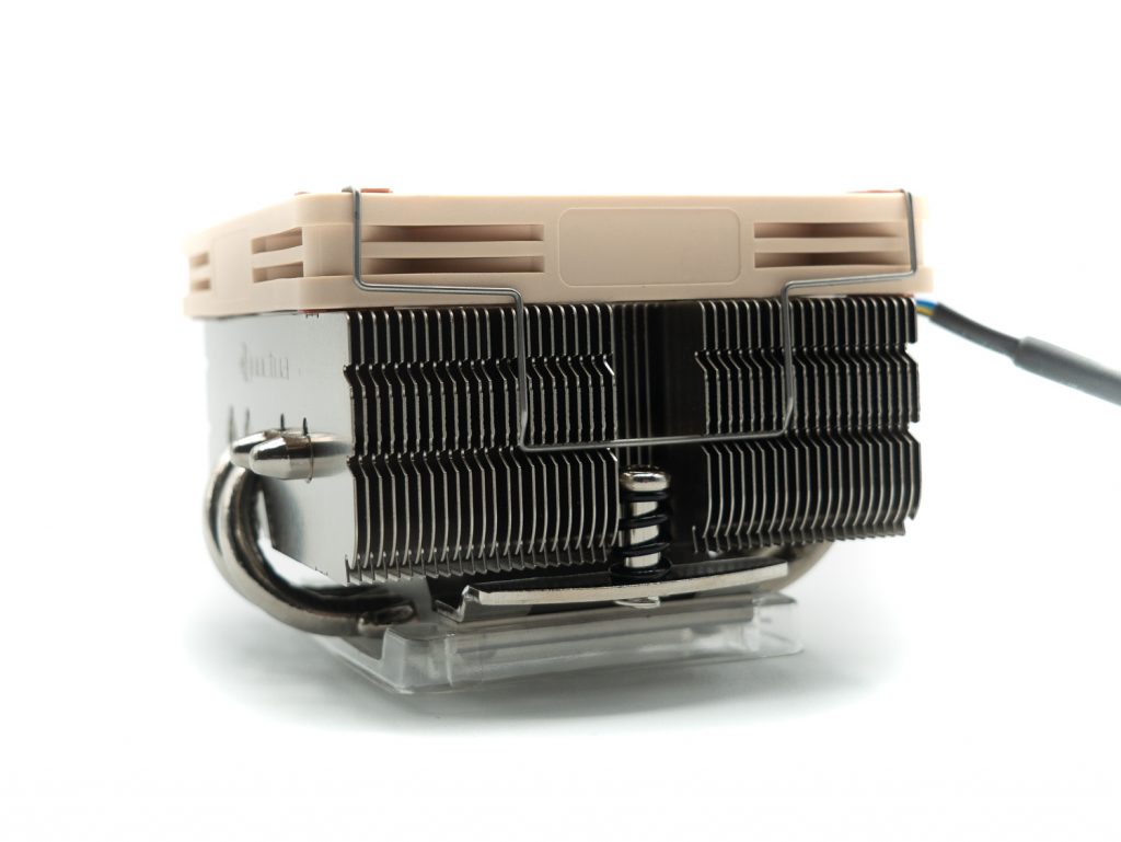 Test du Noctua NH-L9x65 : compacité et performance ? 11 Noctua NH L9x65 31