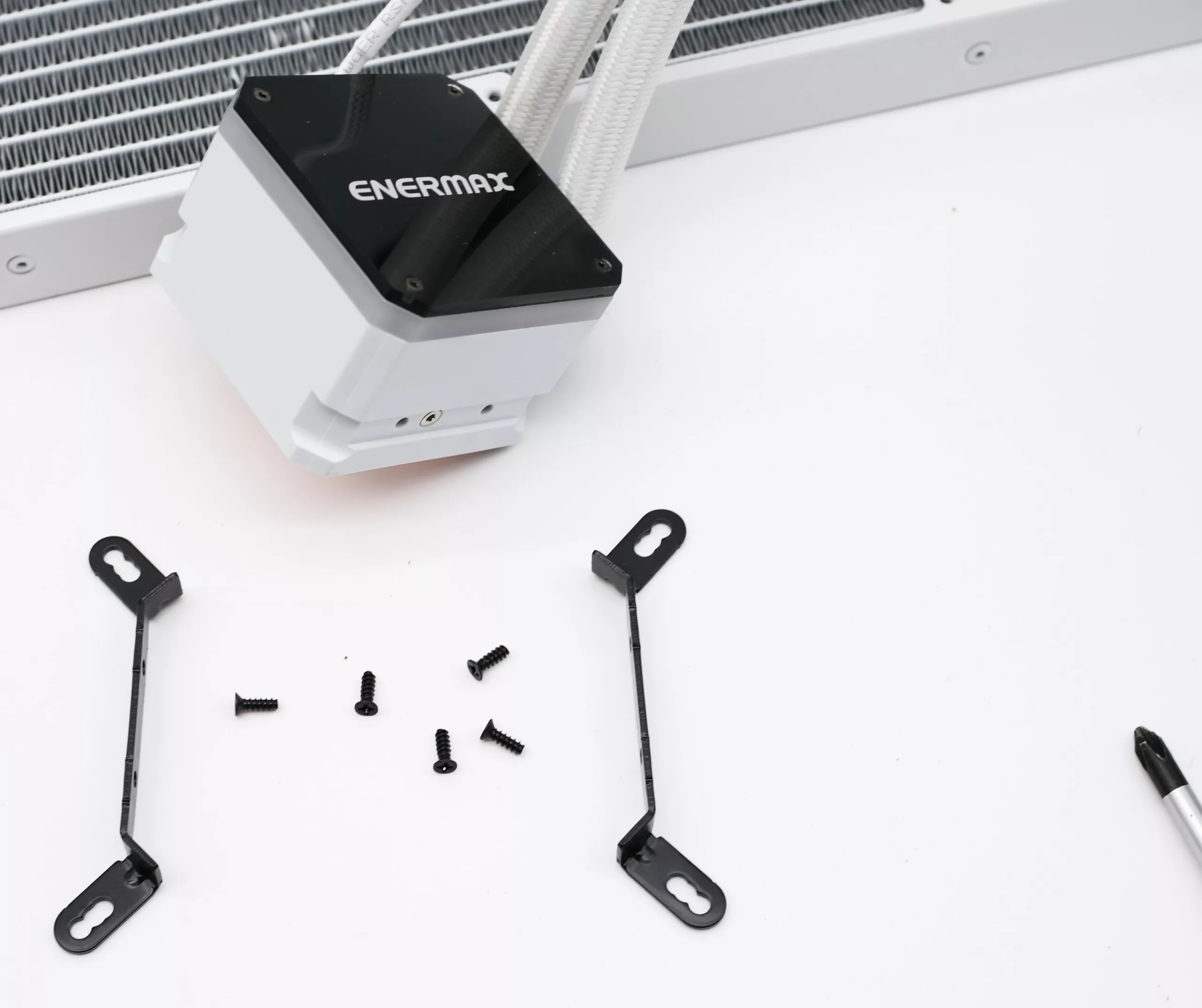 liqmax iii argb 360 blanc 23 scaled