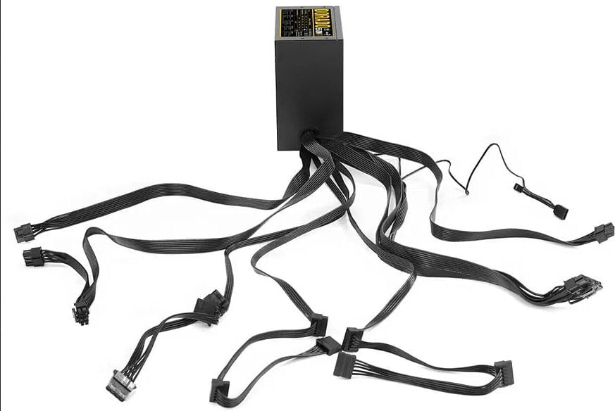 AeroCool annonce sa gamme d'alimentations Dorado 3 aerocool-dorado-3