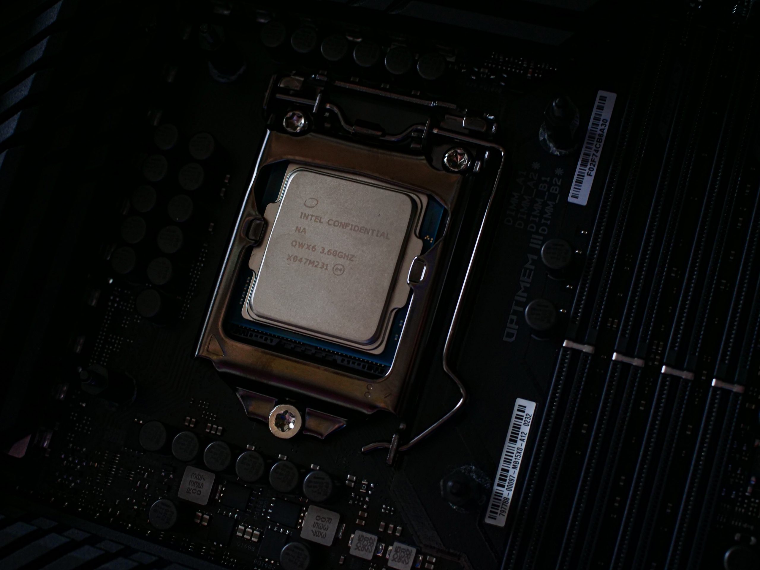 Intel Core i7 11700KF en test : Top ou flop ? 11 Pour tester notre Intel Core i7 11700KF, nous avons utilisé la configuration suivante