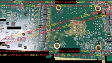 Le PCB Intel Xe-HPG GPU DG2 photographié 13 Intel XeHPG DG2 PCB Back jpg webp