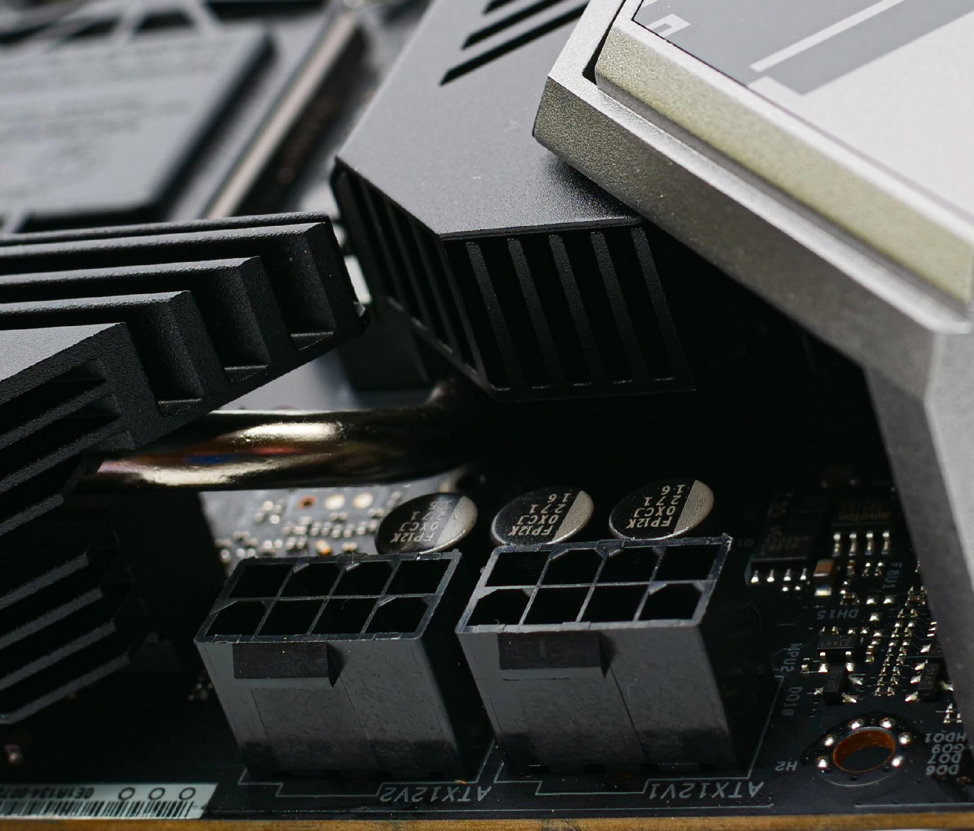 ASRock Z590 PG Velocita : Rapide comme l'éclair ! 5 asrock z590 velotica 16