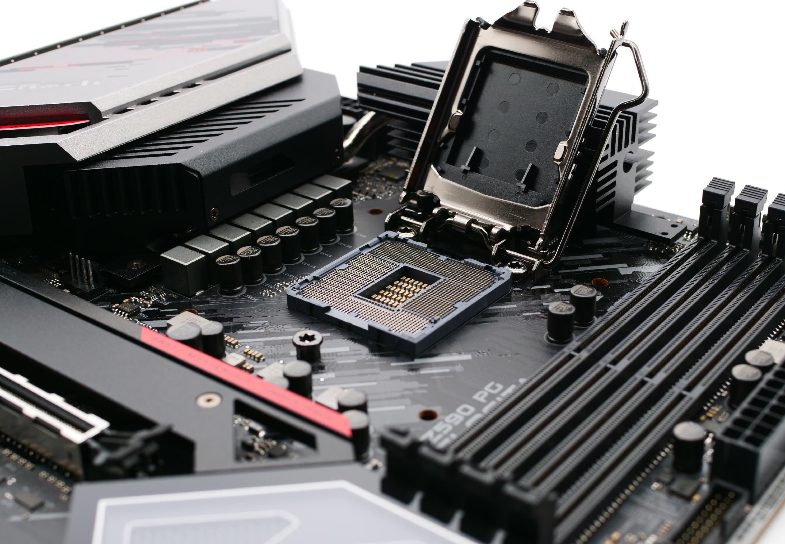 ASRock Z590 PG Velocita : Rapide comme l'éclair ! 4 asrock z590 velotica 8