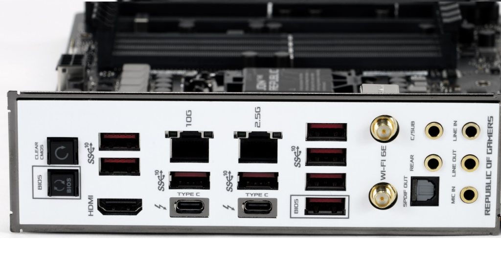 Asus ROG Maximus XIII Extreme Glacial : Une carte pour les gouverner tous ! 23 io mge13