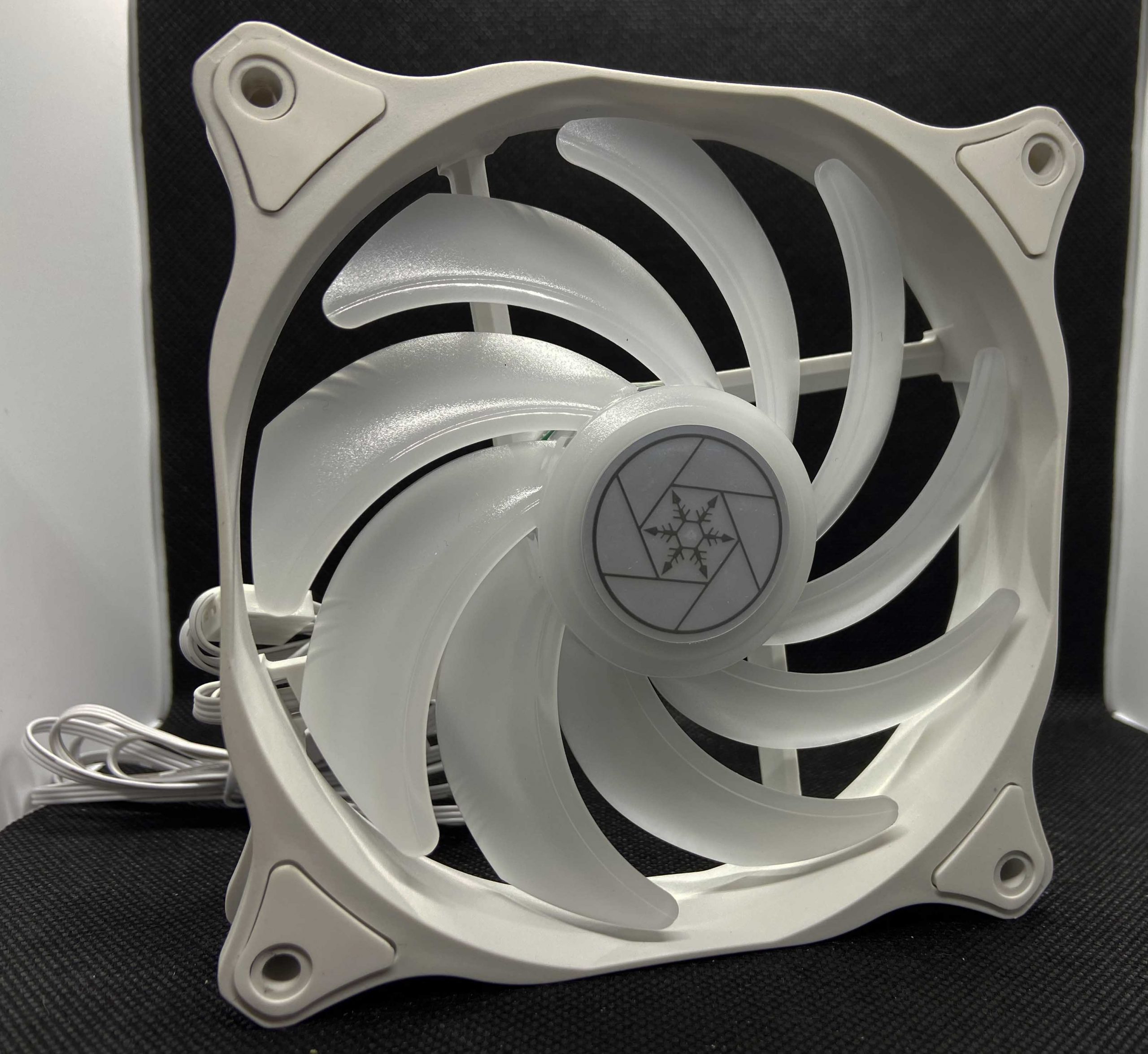 Test des ventilateurs Silverstone Air Blazer 120RW 2 120RW-9