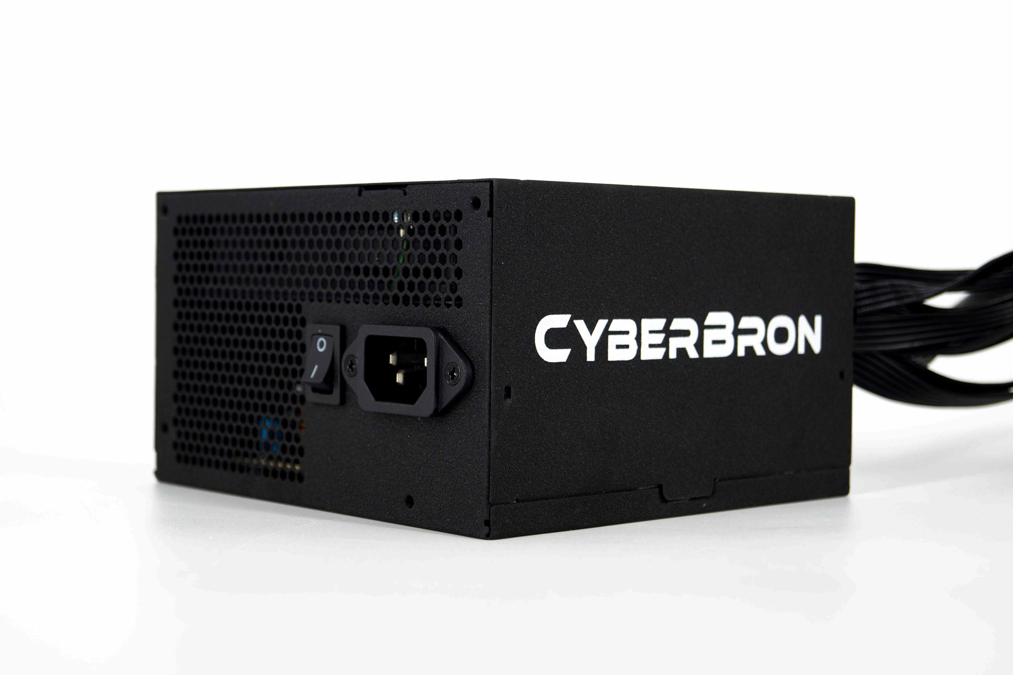 ENERMAX Cyberbron 600W 024