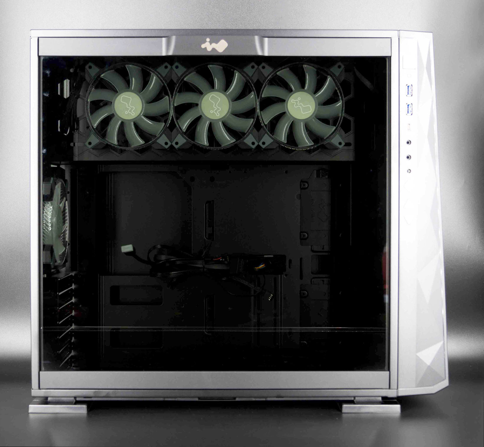 InWin 309 GE 017