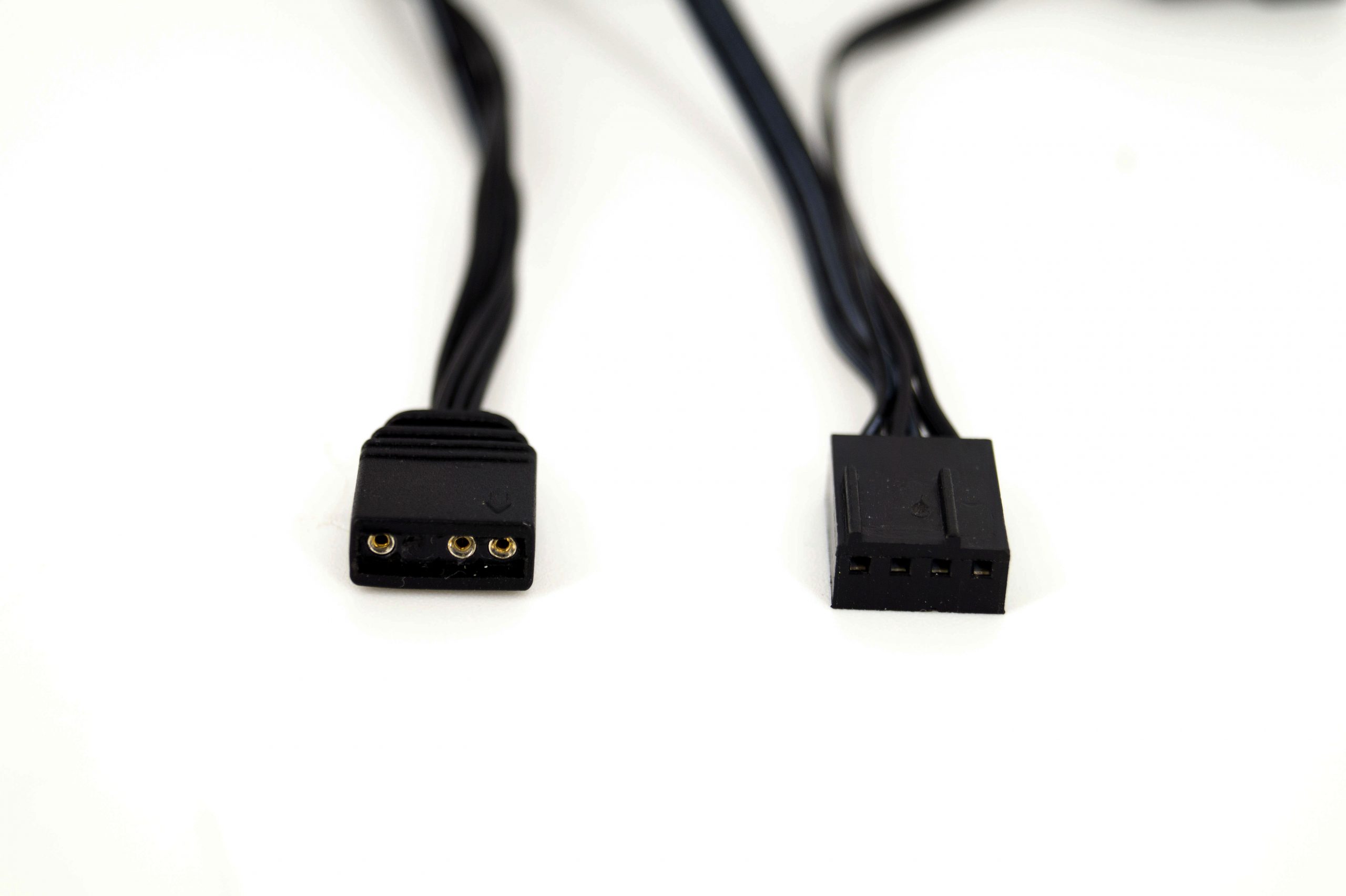 Ventilateur InWin Luna AL120 : "brillant comme la lune" 11 InWin luna al120 019 scaled