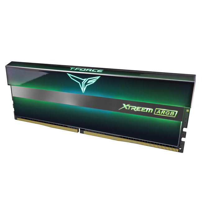 Teamgroup dévoile un kit DDR4-3600 de 256 Go 3 Teamgroup-TForce-Xtreem-ARGB-02
