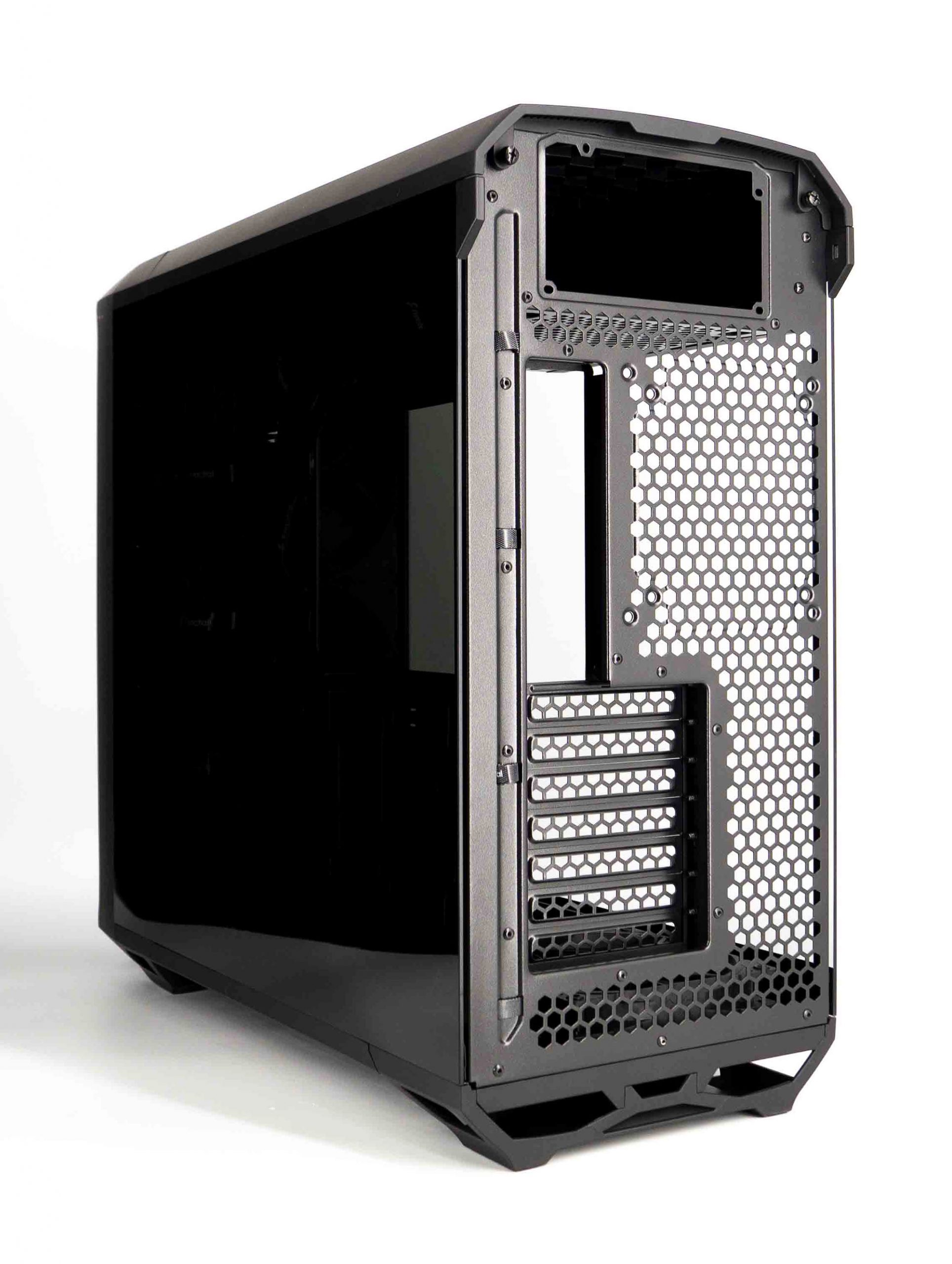 Test du Fractal Torrent : le renouveau ? 4 Fractal Torrent 015 scaled
