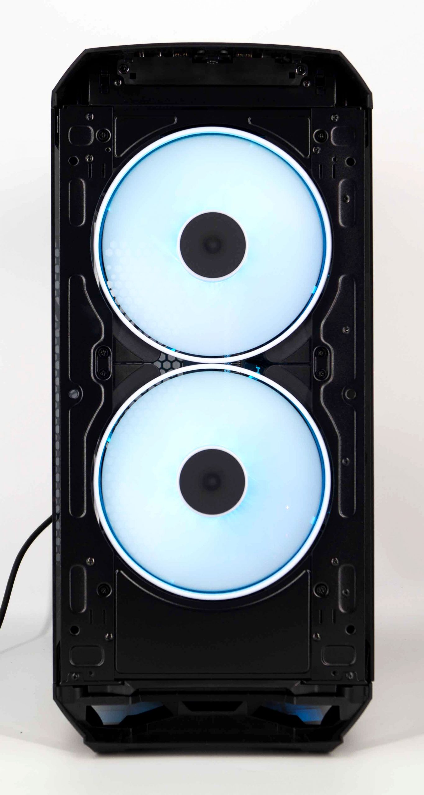 Test du Fractal Torrent : le renouveau ? 43 Fractal Torrent 065 scaled