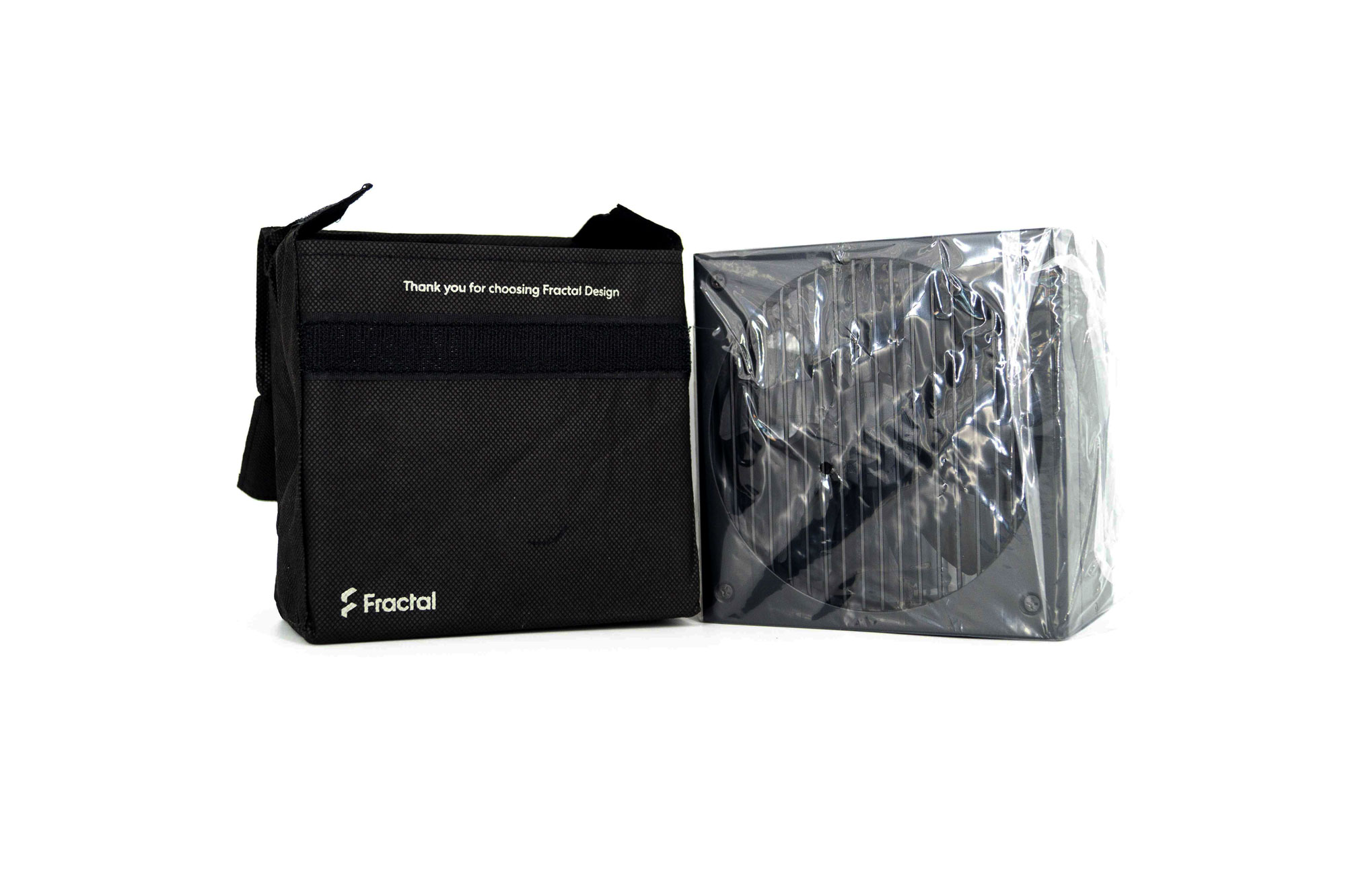 Test du Fractal Torrent : le renouveau ? 11 Fractal ion 2 platinium 860W 009