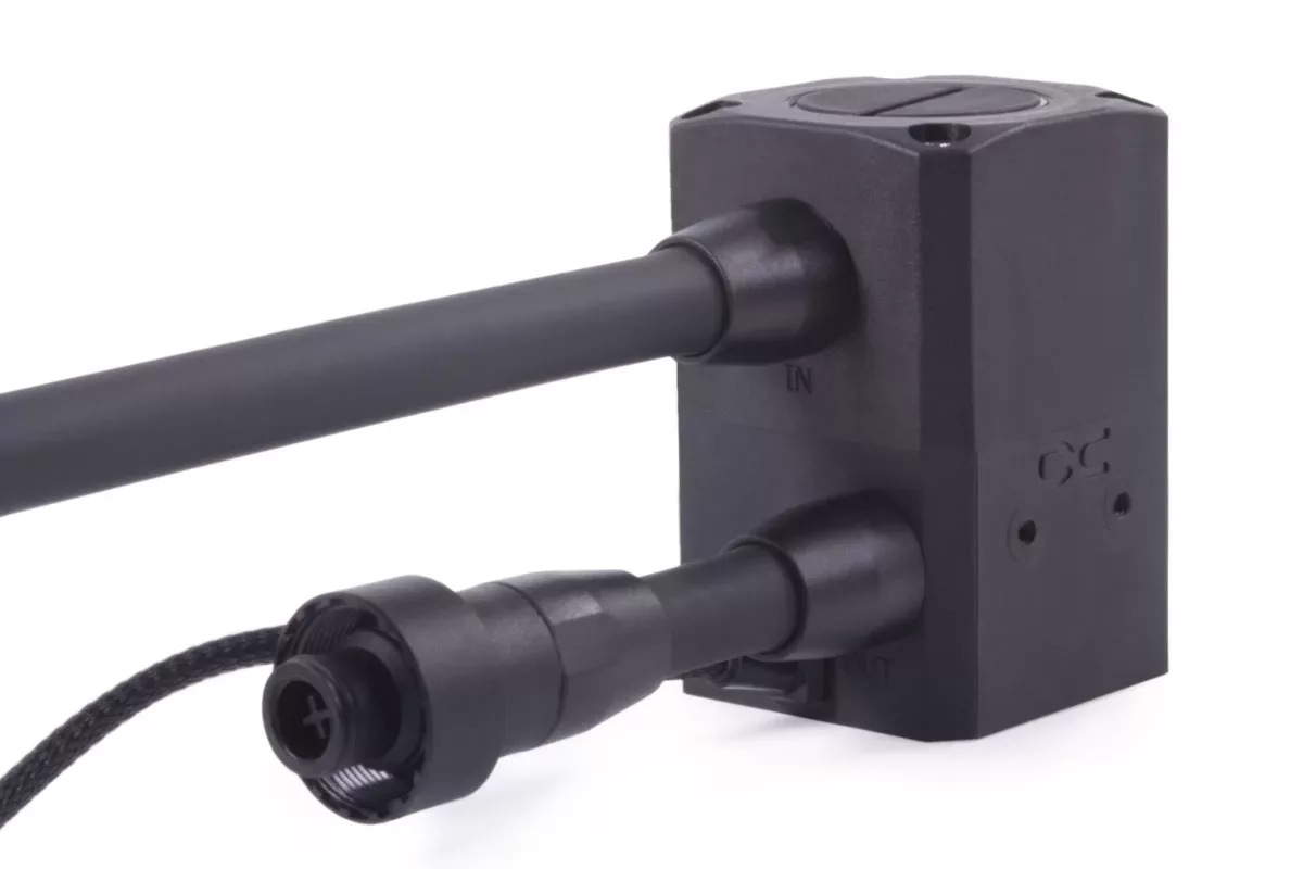 Alphacool présente l'unité d'alimentation Eisstation DC80 4 Alphacool-Eisstation-DC80-002